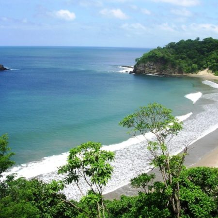 COSTA RICAN BEACHES AND VOLCANOS